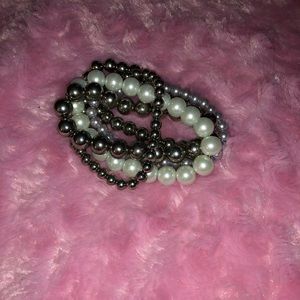 Beautiful pearl bracelet